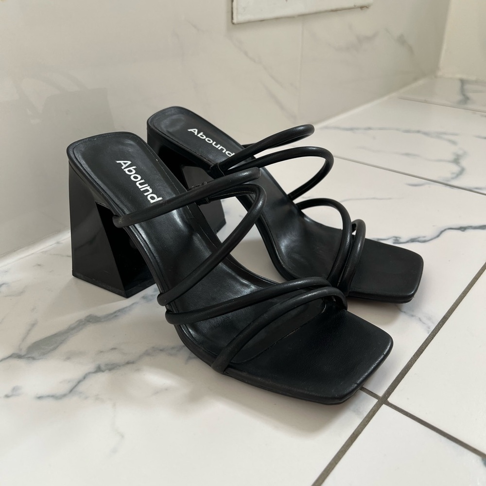 Abound Black Heels